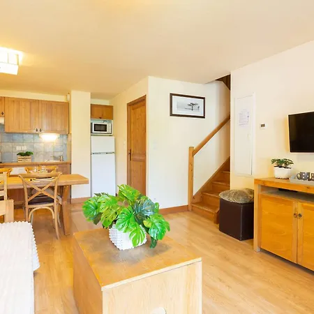 Centre-ville Avec Balcon, Piscine Et Parking Securise - Fr-1-296-394 Saint-Lary-Soulan