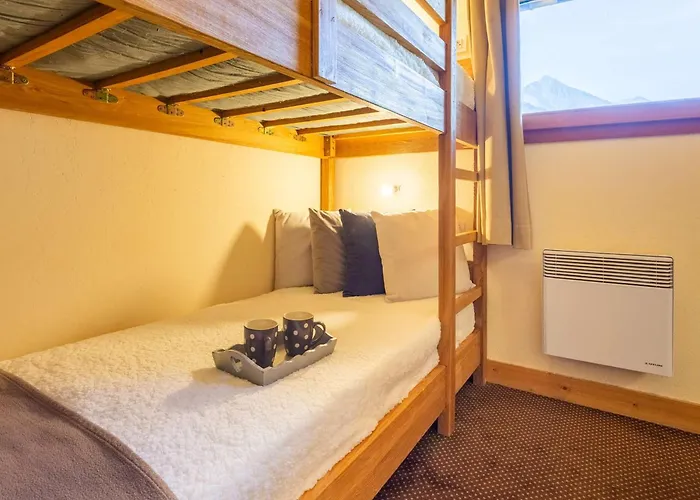 Centre-ville Avec Balcon, Piscine Et Parking Securise - Fr-1-296-394 سانت لاري سولون